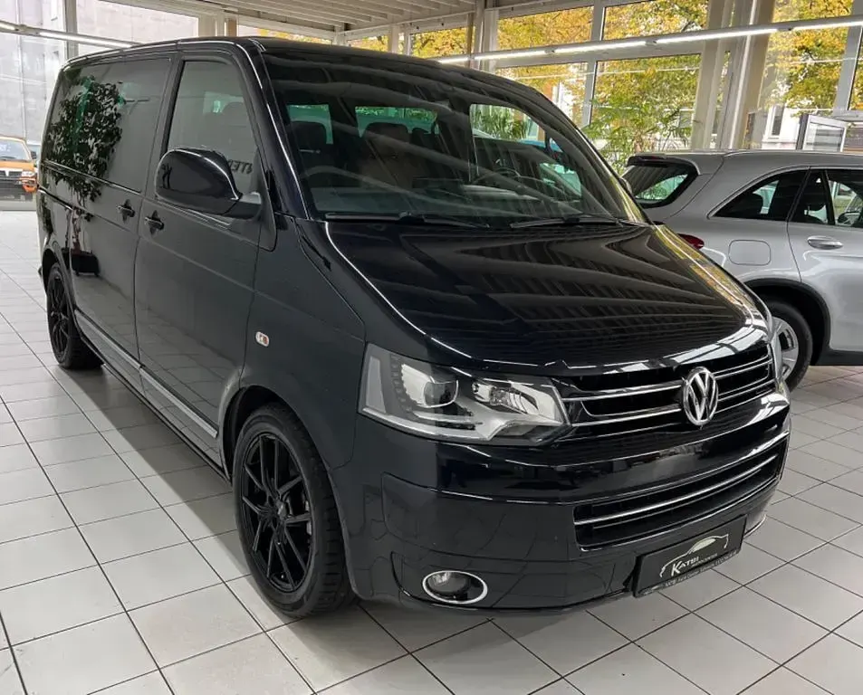 Gebraucht VW Multivan Highline 180 PS (132 kW) 2010 Schwarz Van / Kleinbus