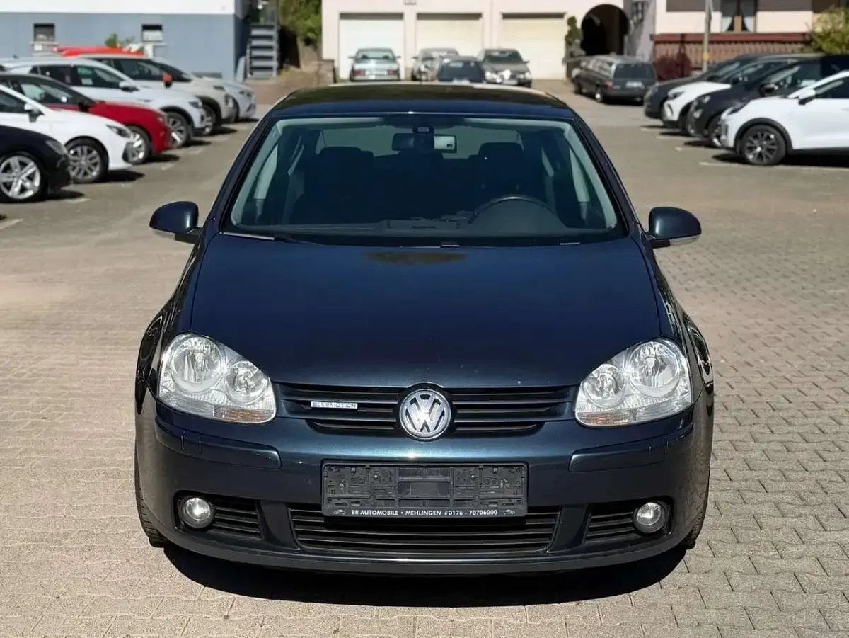 Gebraucht VW Golf VI United 105 PS (77 kW) 2008 Bluegraphit perleffekt Kleinwagen