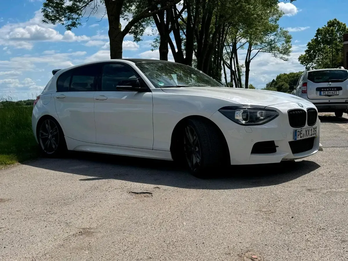 Käytetty BMW 135 320 HP (235 kW) 2014 Valkoinen Viistoperä