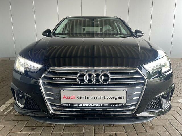 Gebraucht Audi A4 Ambiente 231 PS (169 kW) 2019 Mythosschwarz Kombi
