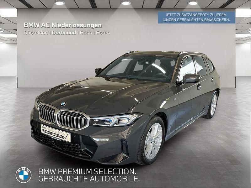 Grau Gebraucht 2024 BMW 330 Comfort Edition Kombi | 48.899 € (Teuer) - Bild 1/2