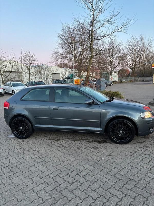 Gebraucht Audi A3 105 PS (77 kW) 2007 Grau Kleinwagen