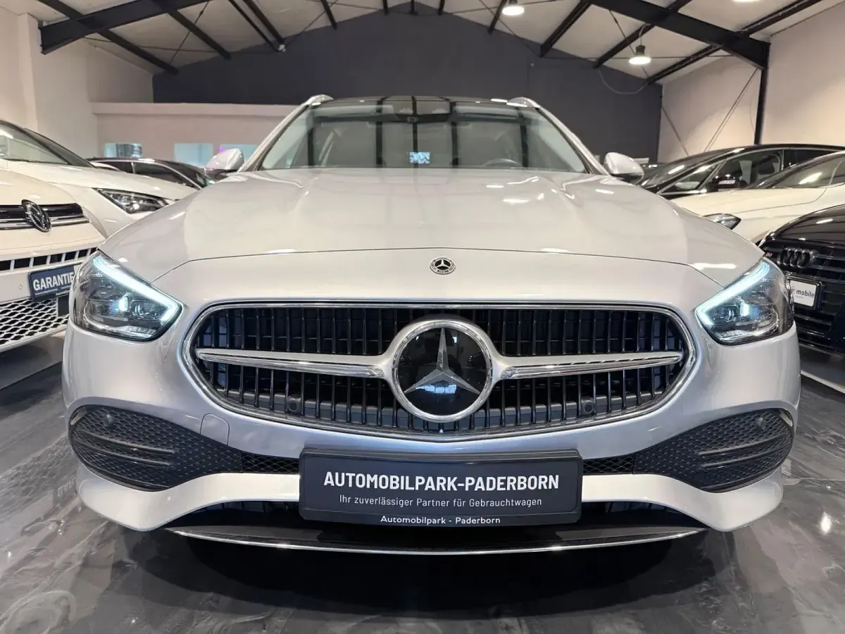 Gebraucht Mercedes C300 265 PS (194 kW) 2021 Grau Kombi