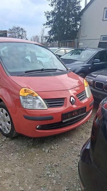 Second-hand Renault Modus 88 CP (64 kW) 2005 Roșu Monovolum
