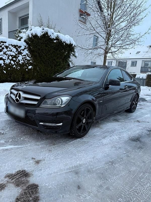 Gebraucht Mercedes C350 AMG 306 PS (225 kW) 2012 Schwarz Coupé