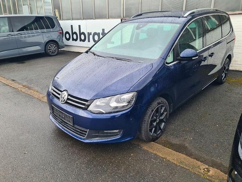 Gebraucht VW Sharan IQ Drive 150 PS (110 kW) 2019 Blau Van / Kleinbus