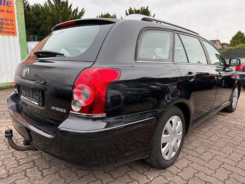 Gebraucht Toyota Avensis 129 PS (94 kW) 2007 Schwarz Limousine