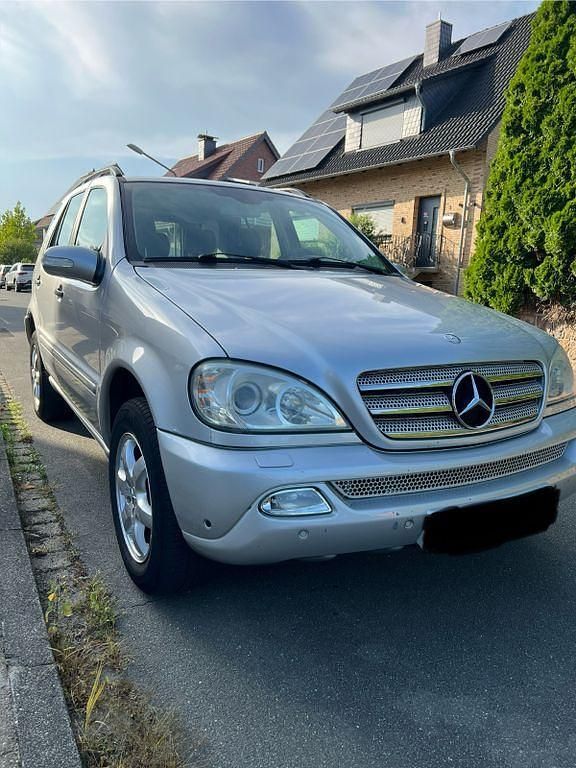 Gebraucht Mercedes ML350 245 PS (180 kW) 2004 Silber SUV