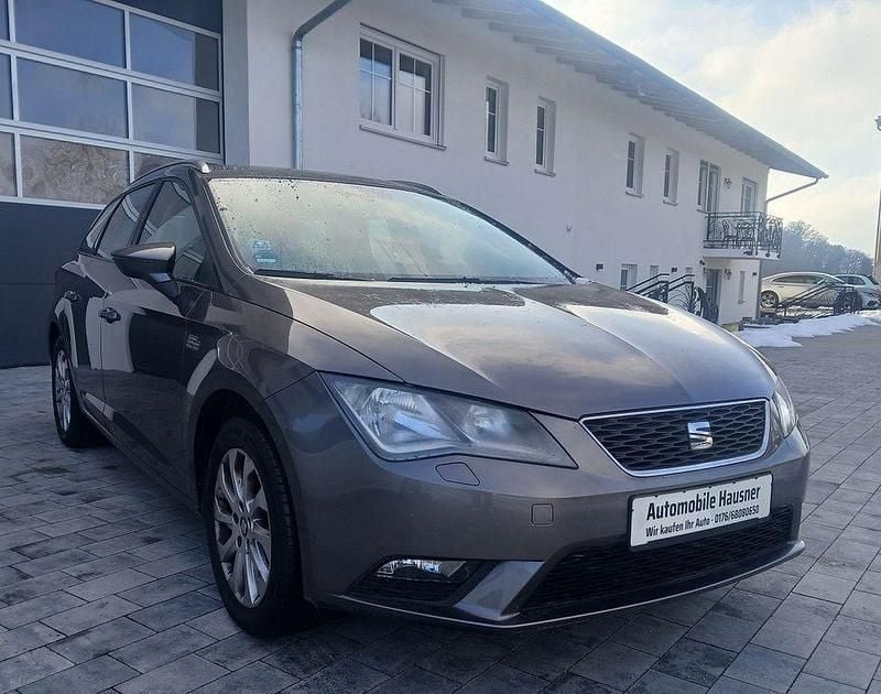 Braun Gebraucht 2014 Seat Leon Limousine | 4.390 € (Superpreis) - Bild 1/4