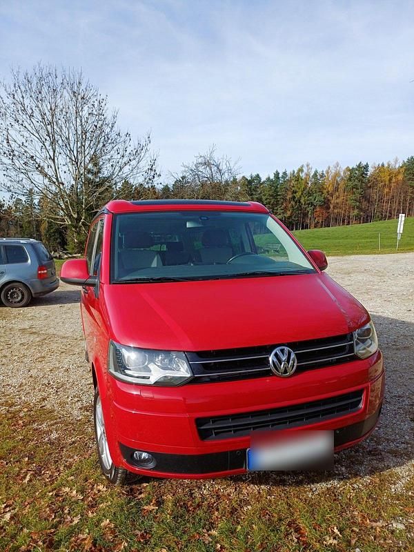 Gebraucht VW California Beach 140 PS (102 kW) 2013 Rot Van