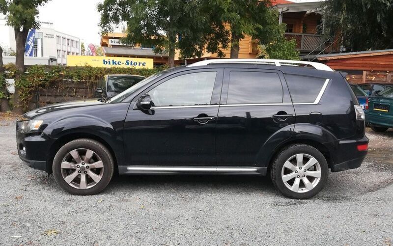 Gebraucht Mitsubishi Outlander Invite 156 PS (114 kW) 2010 Schwarz SUV