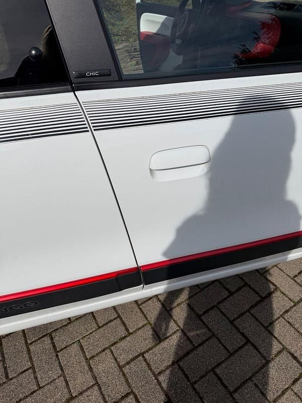 Gebraucht Renault Twingo LIMITED 73 PS (53 kW) 2019 Weiß Kleinwagen