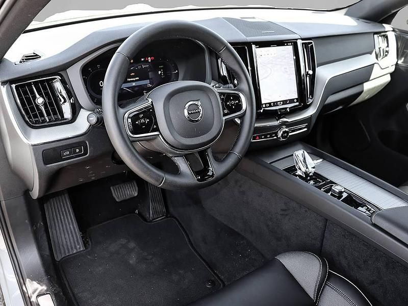 Gebraucht Volvo XC60 Plus 455 PS (334 kW) 2024 Grau SUV