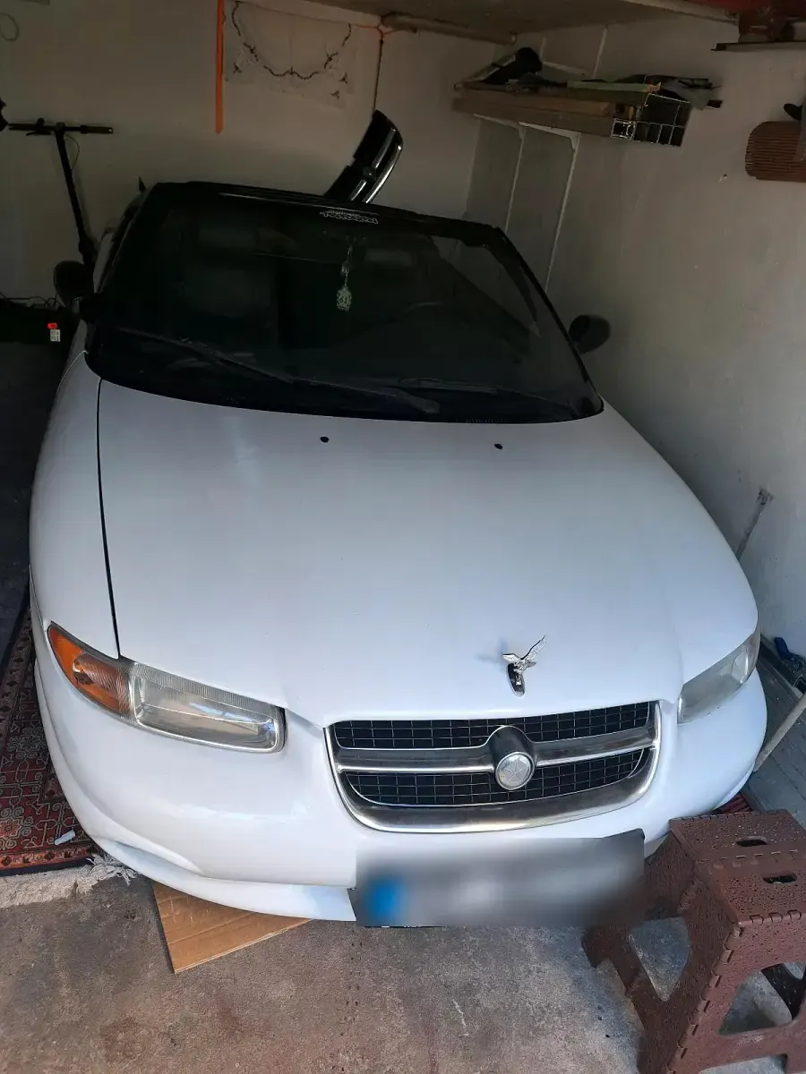 Używany Chrysler Stratus 130 KM (95 kW) 1998 Biały Kabriolet