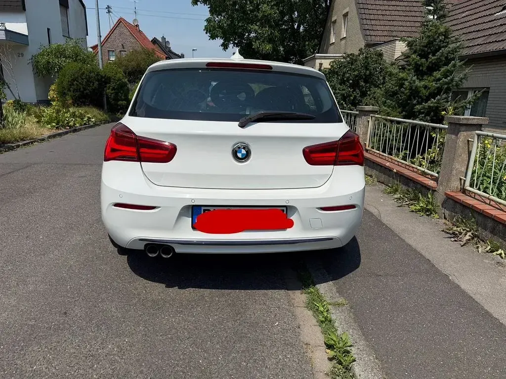 Gebraucht BMW 120 Sport Line 190 PS (139 kW) 2016 Weiß Kleinwagen