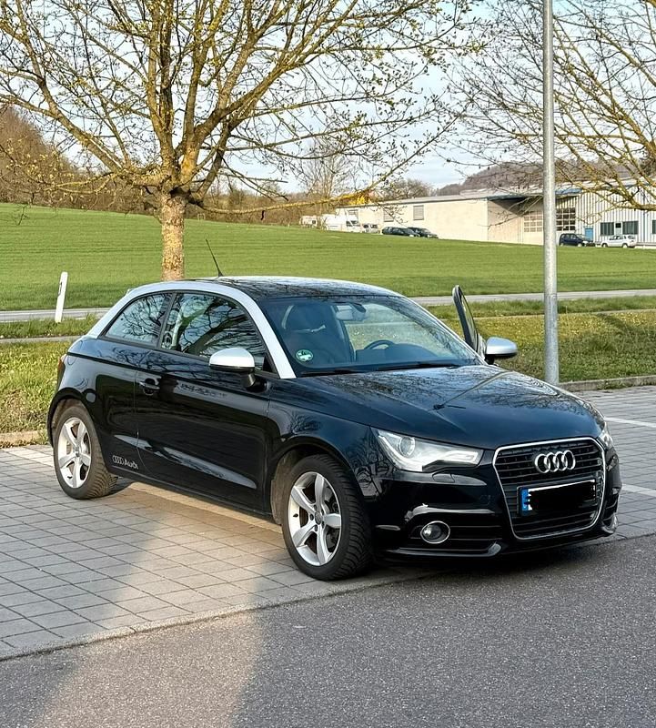 Usata Audi A1 122 CV (89 kW) 2011 Nero Utilitaria