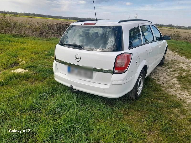 Second-hand Opel Astra 90 CP (66 kW) 2009 Alb Break