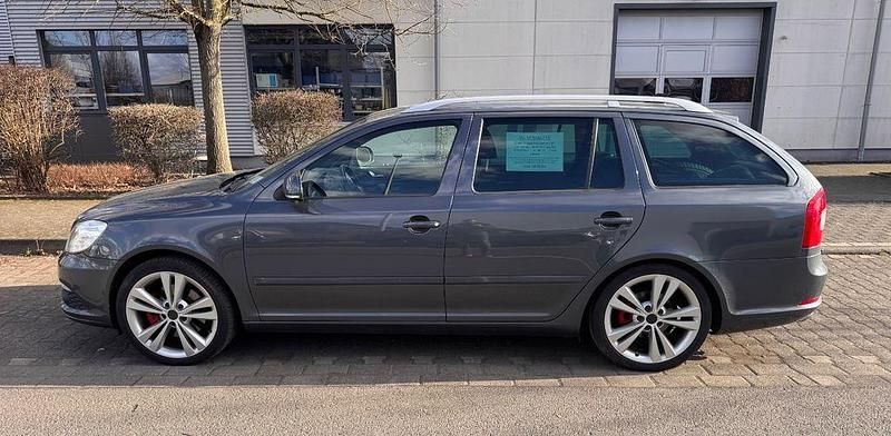 Gebraucht Skoda Octavia RS 200 PS (147 kW) 2012 Grau Kombi