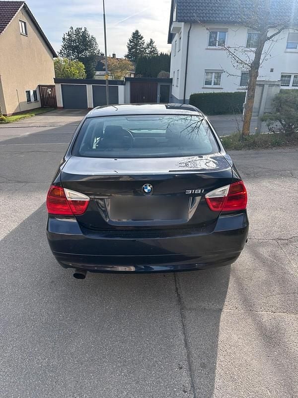 Gebraucht BMW 318 129 PS (94 kW) 2007 Blau Limousine