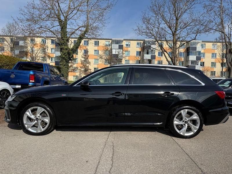 Gebraucht Audi A4 S-Line 136 PS (100 kW) 2022 Schwarz Kombi