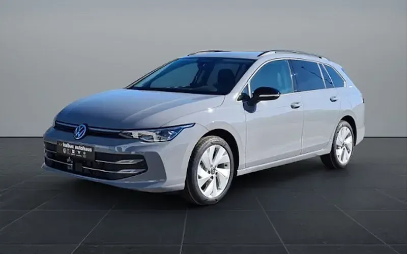 Gebraucht VW Golf VIII 150 PS (110 kW) 2026 Grau Kombi