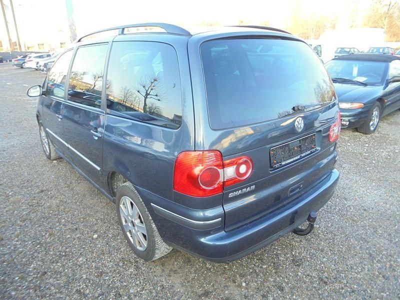 Gebraucht VW Sharan Sportline 131 PS (96 kW) 2005 Grau Van / Kleinbus