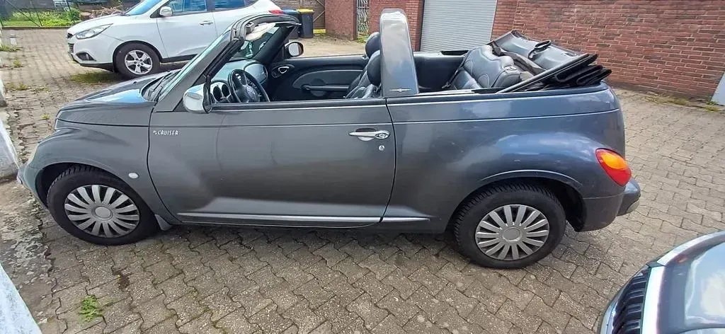 Usado Chrysler PT Cruiser Limited 143 CV (105 kW) 2004 Gris Descapotable