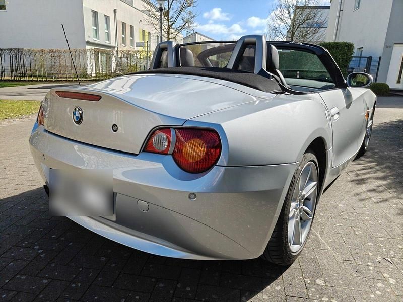 Gebraucht BMW Z4 Performance 231 PS (169 kW) 2003 Silber Cabrio