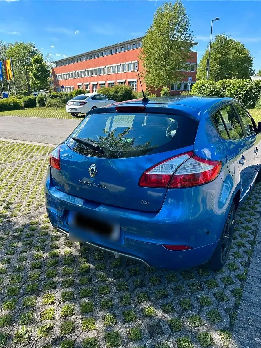 Gebraucht Renault Mégane Initiale Paris 116 PS (85 kW) 2014 Blau Limousine
