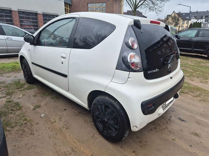 Gebraucht Citroën C1 68 PS (50 kW) 2013 Weiß Kleinwagen