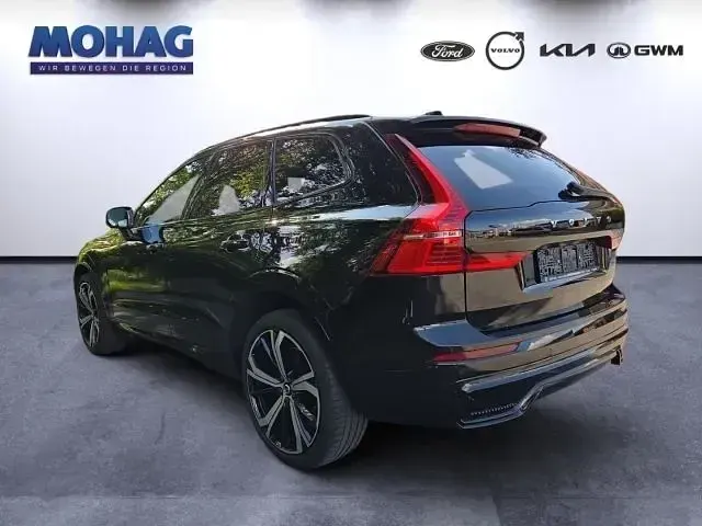Gebraucht Volvo XC60 Ultimate 235 PS (172 kW) 2023 Schwarz SUV