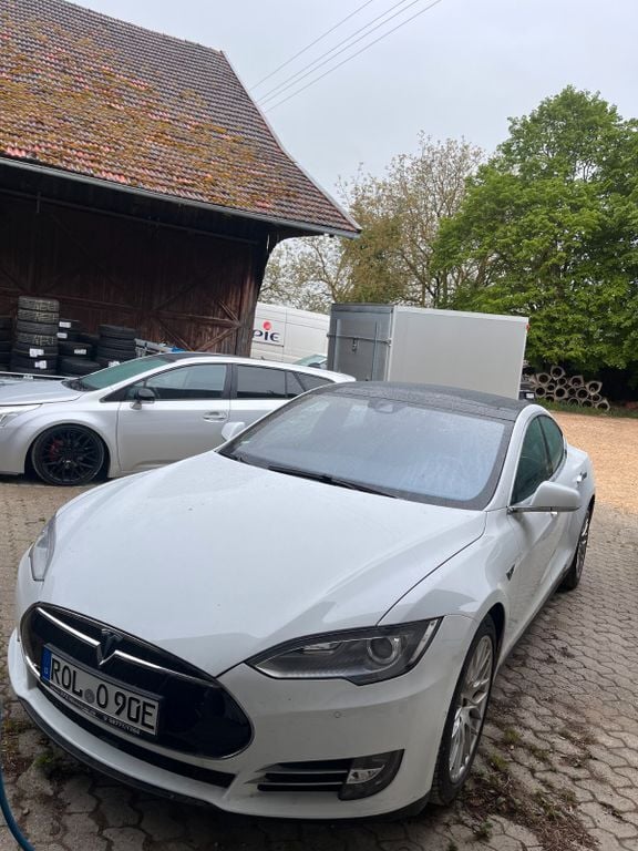 Gebraucht Tesla Model S 244 kW (332 PS) 2016 Weiß Kleinwagen