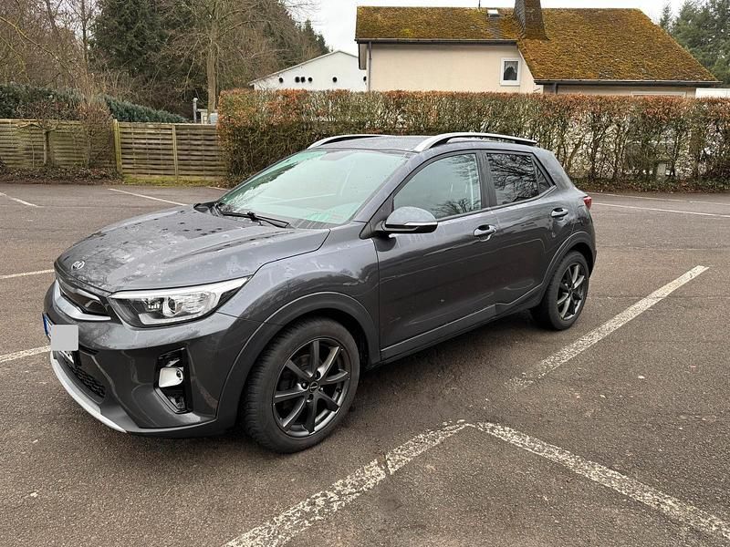 Gebraucht Kia Stonic Vision 100 PS (73 kW) 2020 Grau SUV