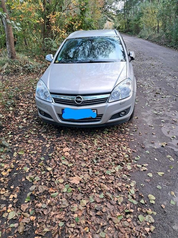 Gebraucht Opel Astra 116 PS (85 kW) 2009 Grau Kombi