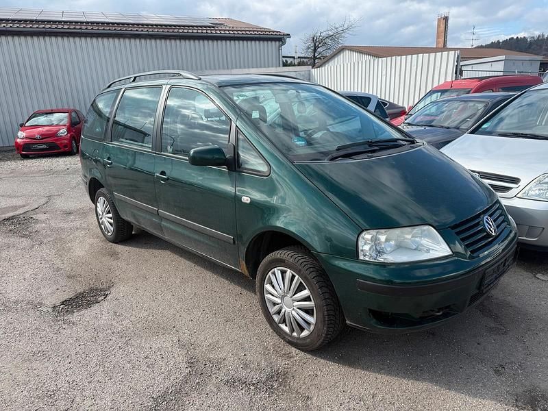 Gebraucht VW Sharan 115 PS (84 kW) 2002 Grün Van / Kleinbus