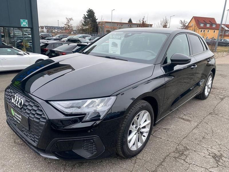 Gebraucht Audi A3 Business 150 PS (110 kW) 2022 Mythosschwarz metallic Limousine