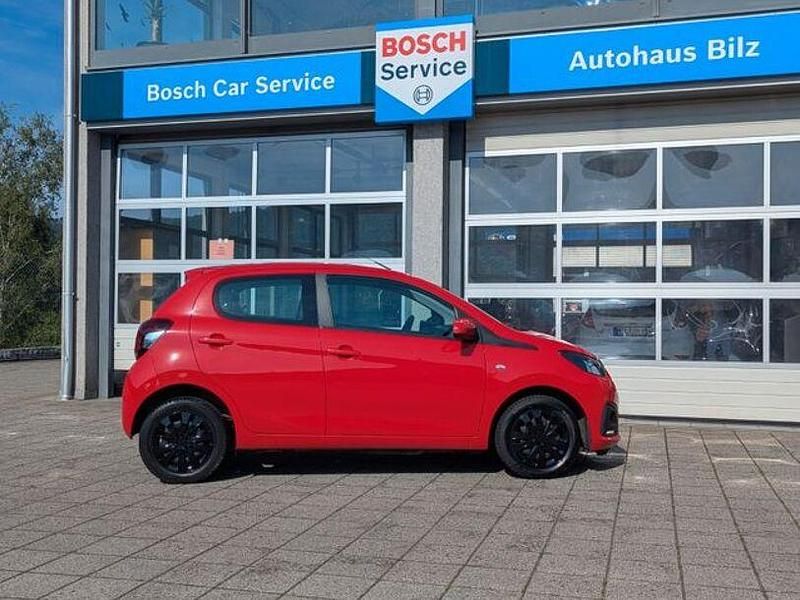 Gebraucht Peugeot 108 Active 72 PS (52 kW) 2021 Rot Limousine