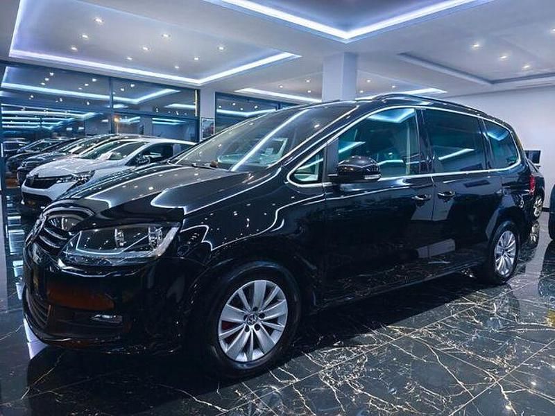 Gebraucht VW Sharan Comfortline 140 PS (102 kW) 2011 Schwarz Van / Kleinbus