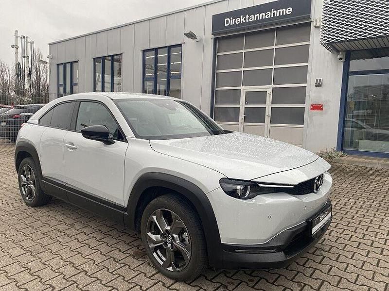 Weiss Gebraucht 2020 Mazda MX30 Ad'Vantage SUV | 14.969 € (Fairer Preis) - Bild 1/4