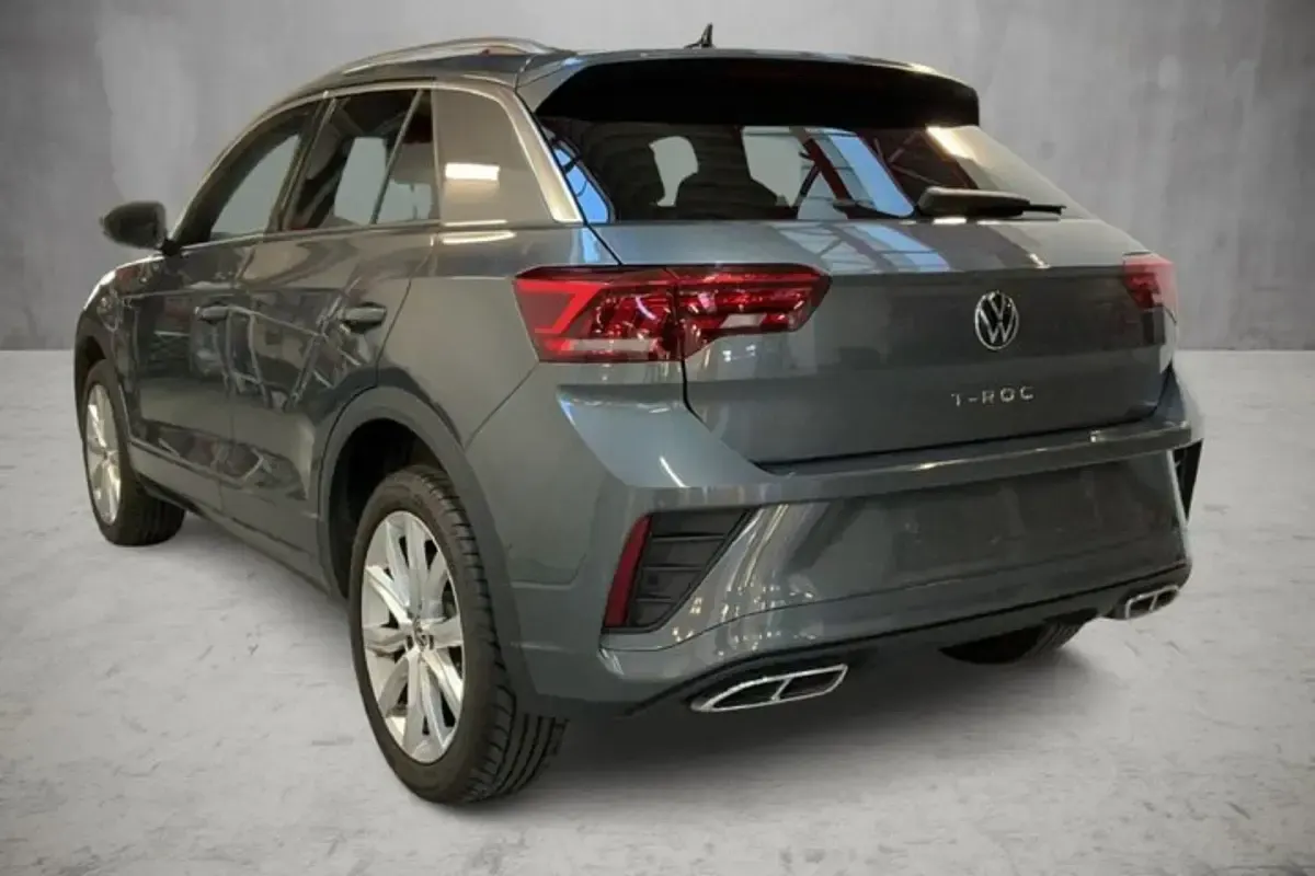 Second-hand VW T-Roc R-line 150 CP (110 kW) 2025 SUV