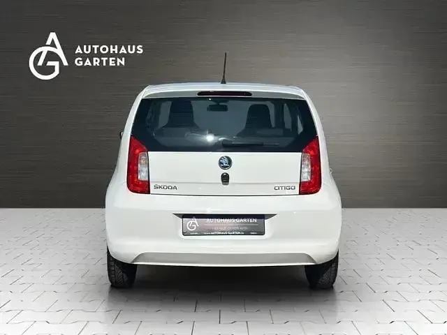 Gebraucht Skoda Citigo Active 60 PS (44 kW) 2018 Weiss Kleinwagen