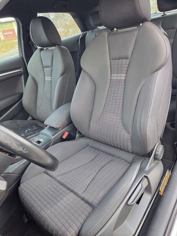 Gebraucht Audi A3 Ambition 125 PS (91 kW) 2012 Schwarz Kleinwagen