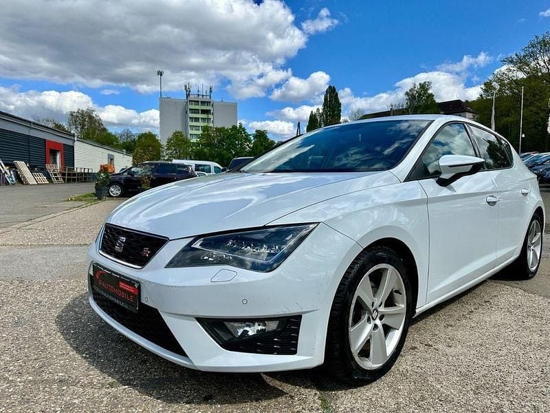 Second-hand Seat Leon FR 150 CP (110 kW) 2017 Alb Berlinǎ