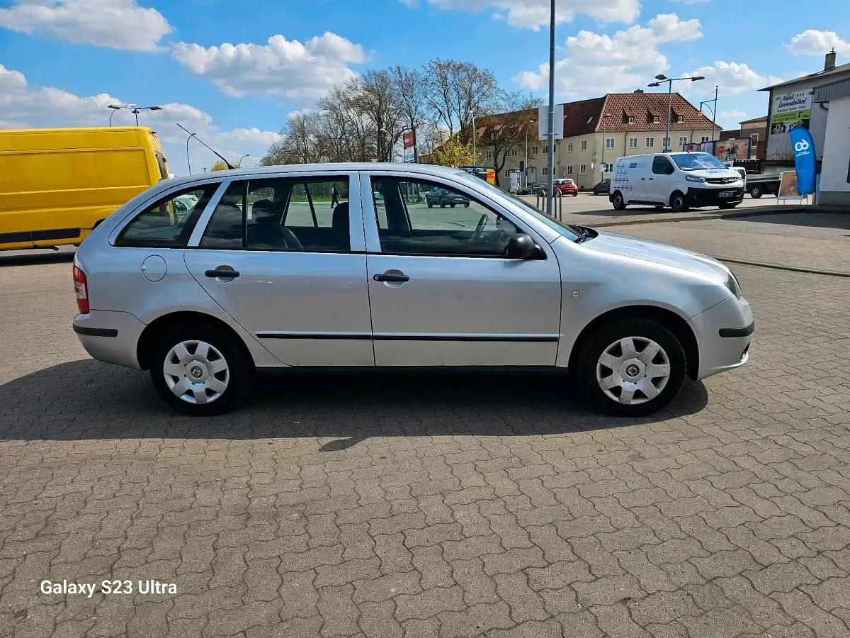 Gebraucht Skoda Fabia 68 PS (50 kW) 2005 Silber Kombi