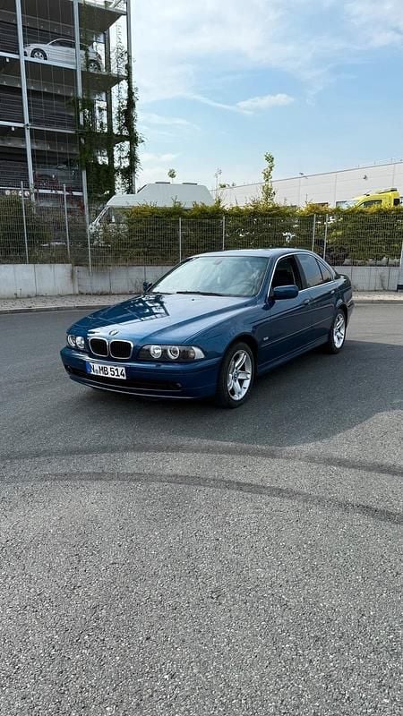 Blau Gebraucht 2001 BMW 525 Limousine | 5.500 € (Fairer Preis) - Bild 1/4