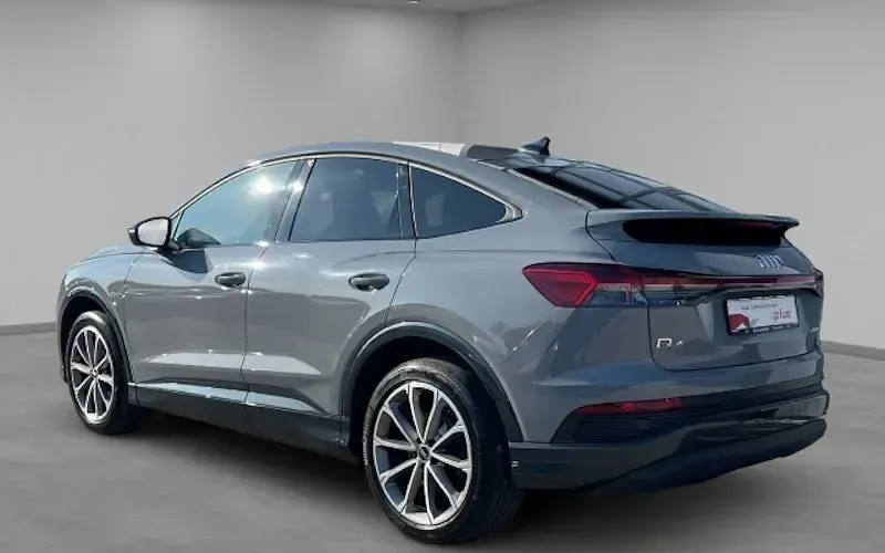 Gebraucht Audi Q4 Sportback e-tron Sport 150 kW (204 PS) 2023 Grau SUV