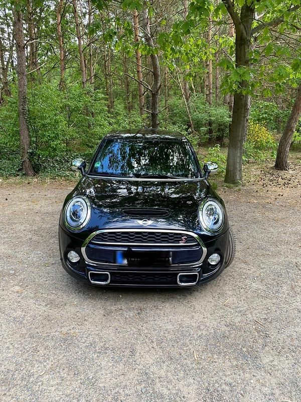 Gebraucht Mini Cooper S 192 PS (141 kW) 2015 Schwarz Kleinwagen