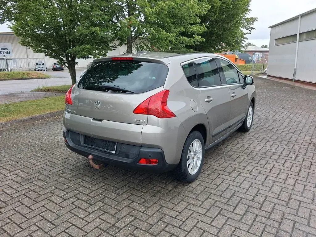 Gebraucht Peugeot 3008 111 PS (81 kW) 2011 Beige Kombi
