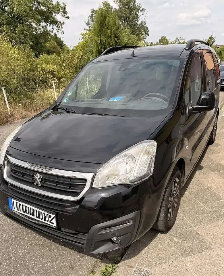 Gebraucht Peugeot TePee Allure 99 PS (72 kW) 2016 Kombi