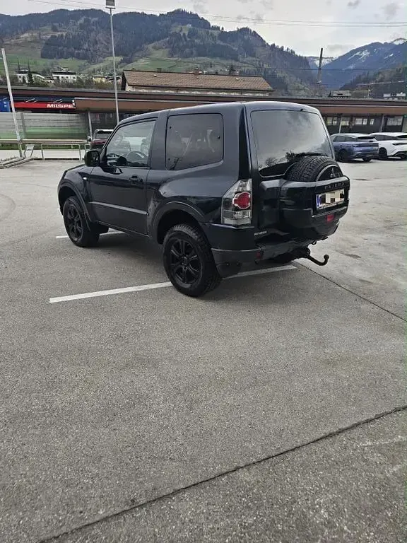 Gebraucht Mitsubishi Pajero 200 PS (147 kW) 2015 SUV